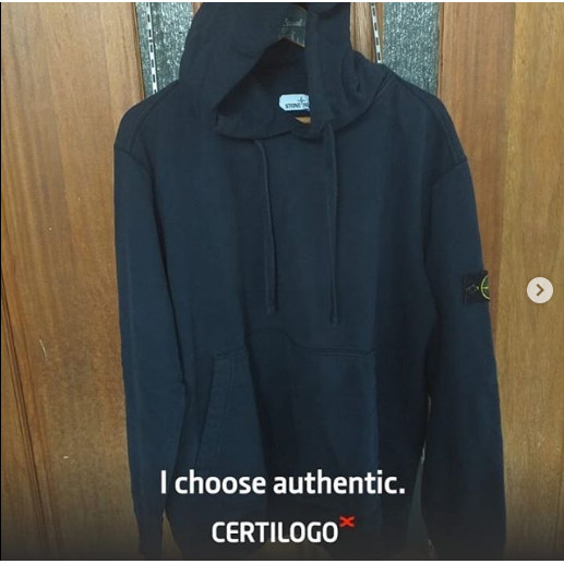 harga hoodie stone island original