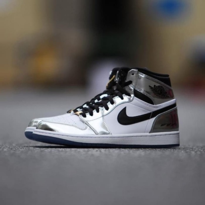 nike jordan silver