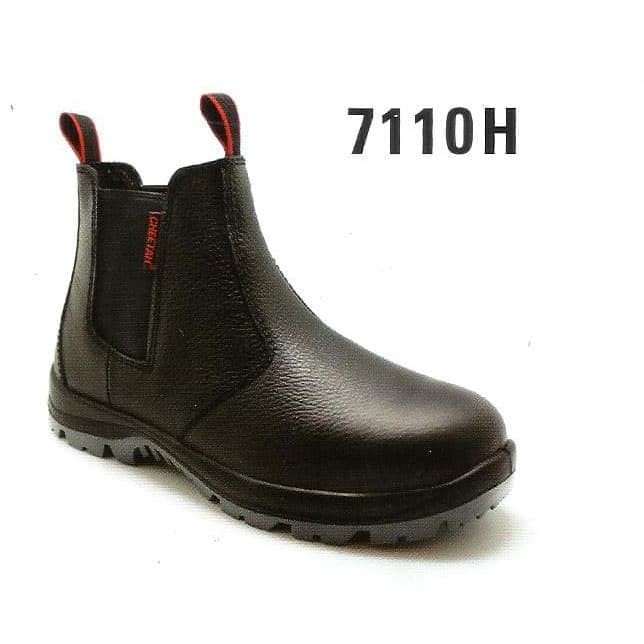 slim safety boots