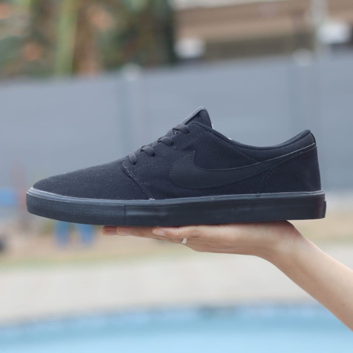 check solarsoft nike
