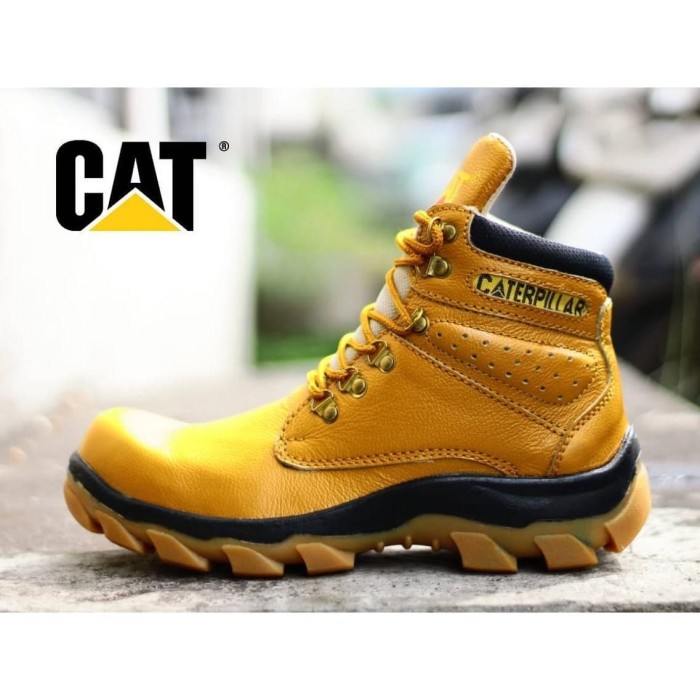 sepatu boots caterpillar