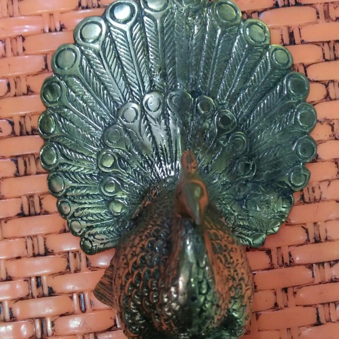 Jual Patung Burung Merak Asli Logam Kota Denpasar Hare Krishna