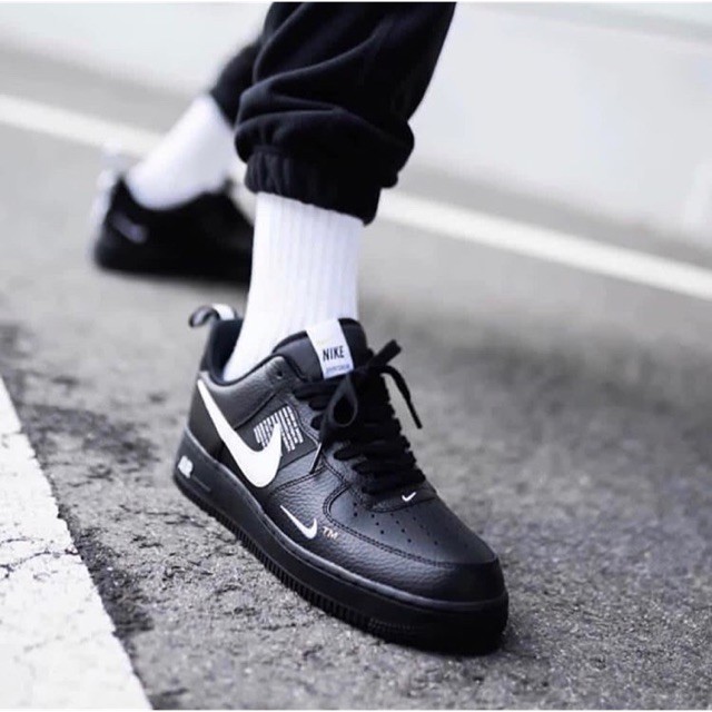 nike air force black and white low