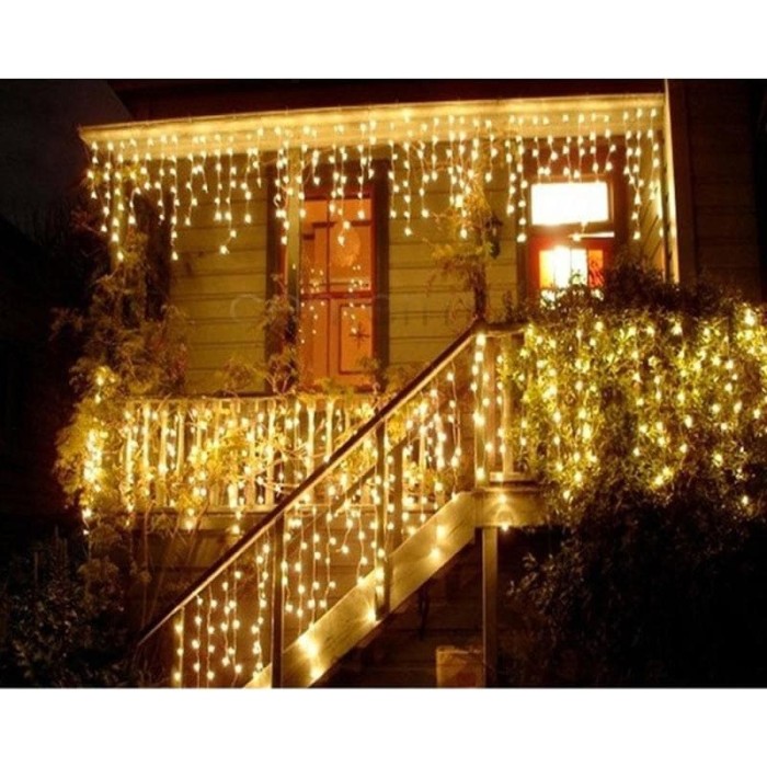 Jual LAMPU LED TIRAI 100LED PANJANG 3M WARNA WARM WHITE Jual LAMPU LED TIRAI 100LED PANJANG 3M WARNA WARM WHITE