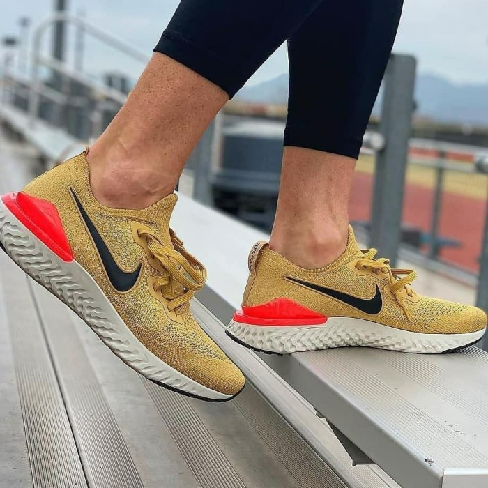 epic react flyknit gold