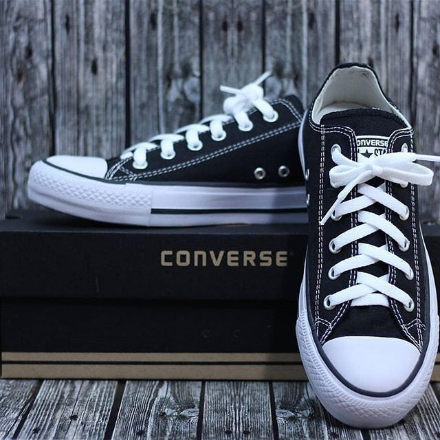 Jual Converse  All Star Sepatu  Pria dan Sepatu  Wanita  