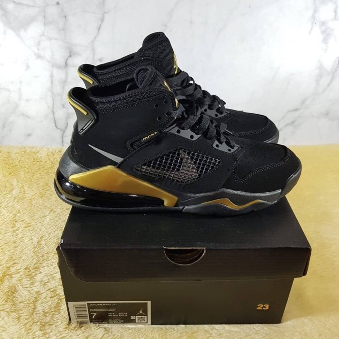 harga jordan mars 270