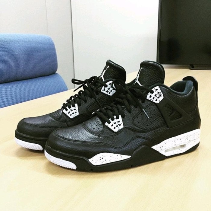 nike air jordan 4 oreo