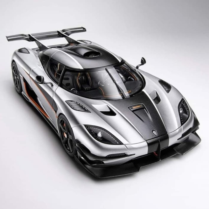 Koenigsegg One 1 >> Jual Autoart 1 18 Koenigsegg One 1 Moon Silver Regera Agera Ccx Kota Bandung Yas Marina Tokopedia Koenigsegg One 1 >> Jual Autoart 1 18 Koenigsegg One 1 Moon Silver Regera Agera Ccx Kota Bandung Yas Marina Tokopedia