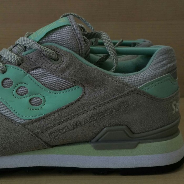 saucony courageous