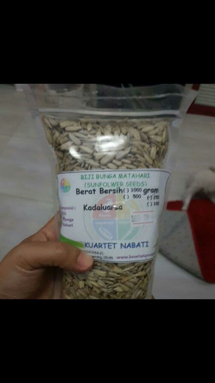 Kuartet Nabati Kacang Tanah Kupas 250 Gr. Source · 250gr Sunflower Seeds - Biji Bunga