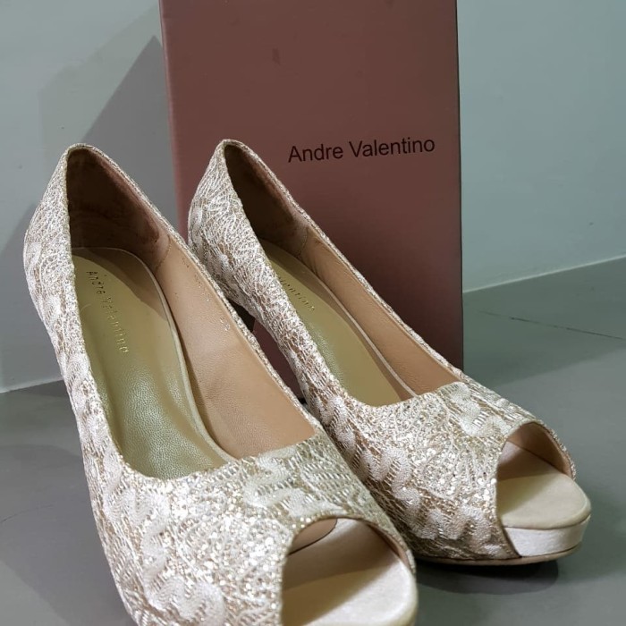andre valentino heels