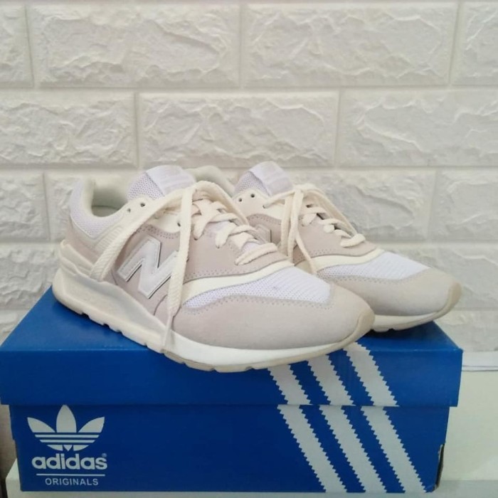 new balance 997h cream