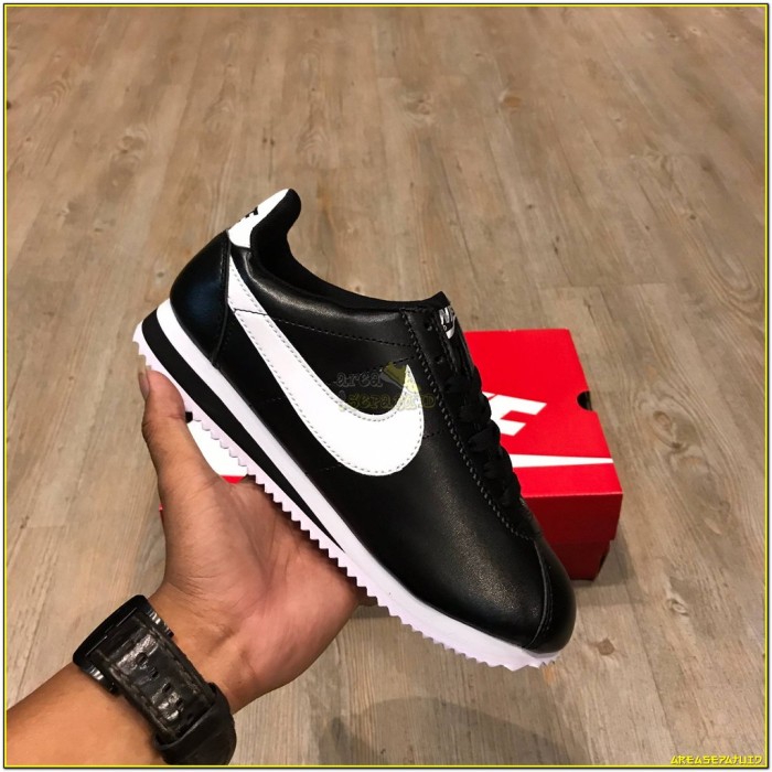 nike cortez og black