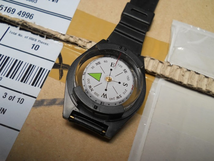 Foto Produk KOMPAS / COMPASS / PENUNJUK ARAH dari DO OFFICIAL STORE