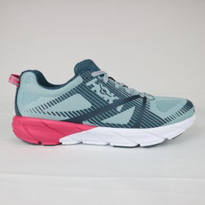 hoka one one tracer 2 womens