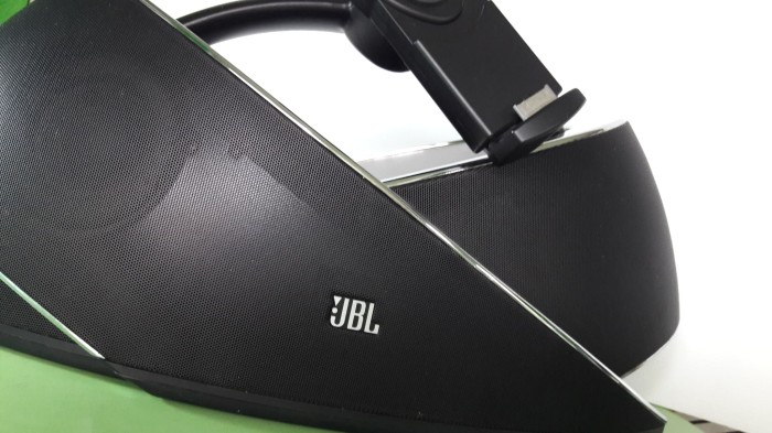 jbl onbeat xt