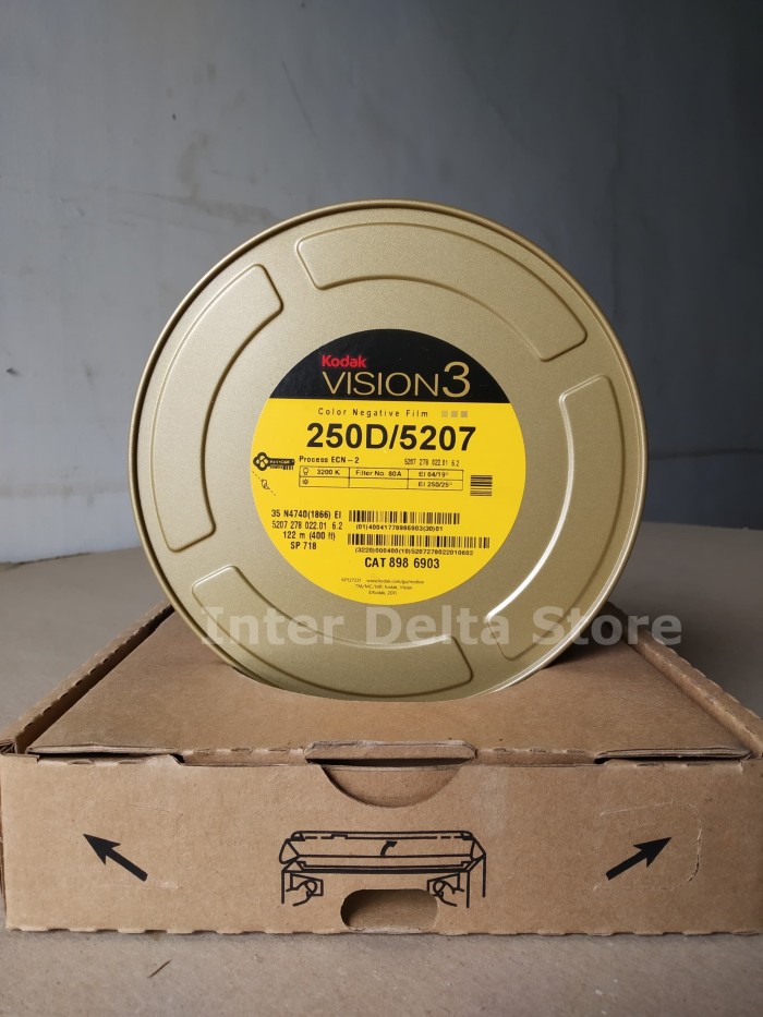 Foto Produk KODAK VISION3/FILM 250D/5207COLOR NEGATIVE FILM/ ROLL FILM CAT 8986903 dari InterDelta Store