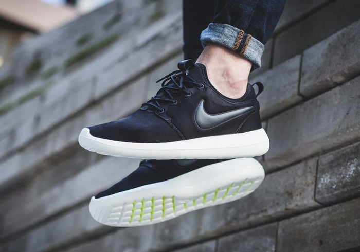 nike roshe two