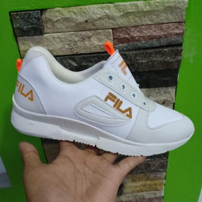 fila replika