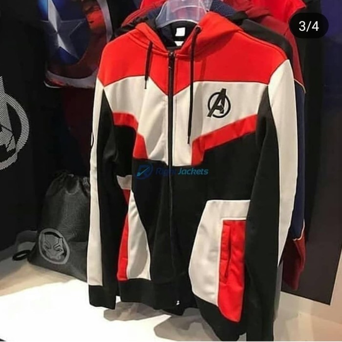 jaket quantum realm