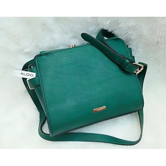 tamra crossbody camera
