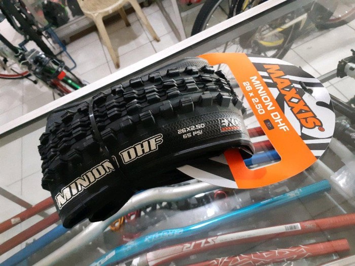 maxxis minion dhf 26 x 2.5