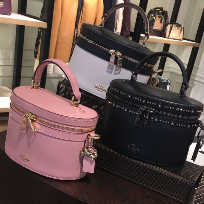 coach plaza bag
