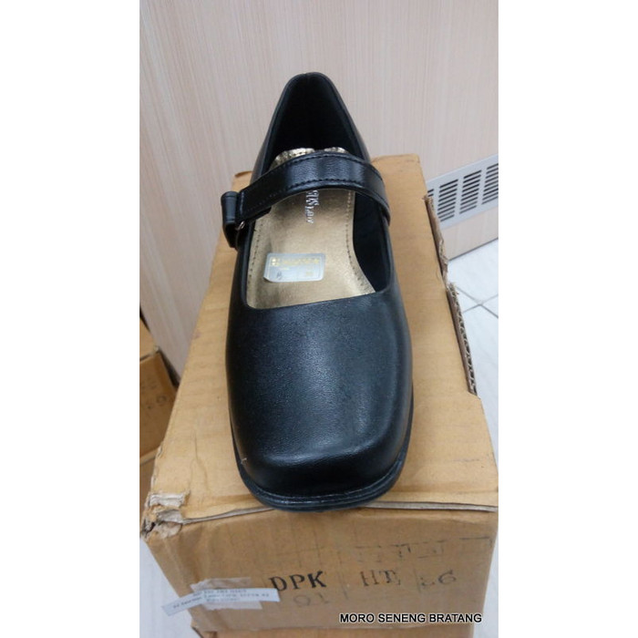 Jual Sepatu pantofel wanita paskibra  hitam New Bersus Lady 