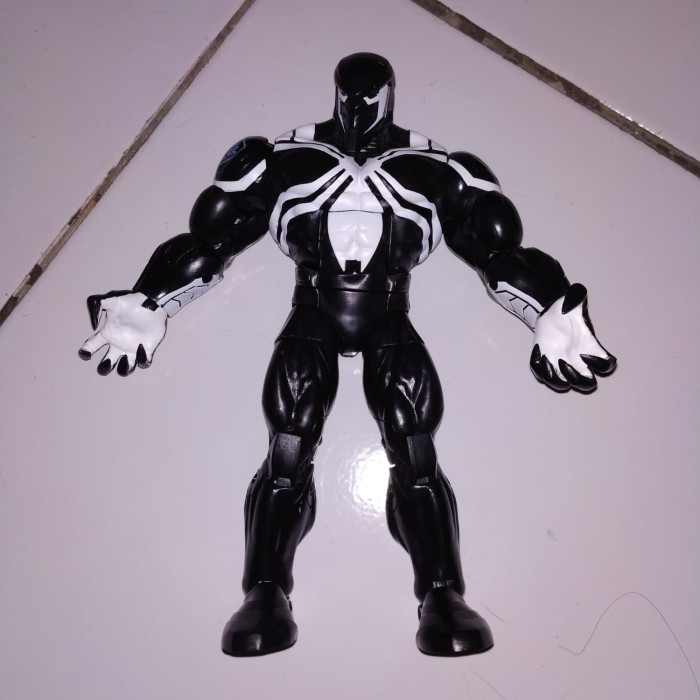 HASBRO MARVEL LEGENDS VENOM 6/" INCH ACTION FIGURE 6+1 BAF SET