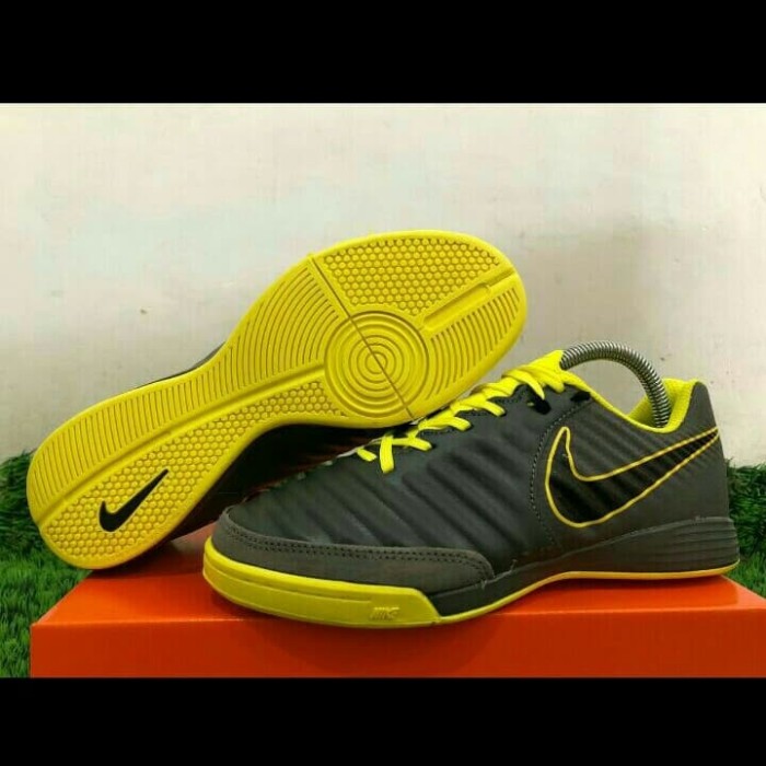 Jual Sepatu Futsal Nike Tiempox Finale R10 White Gold Jakarta