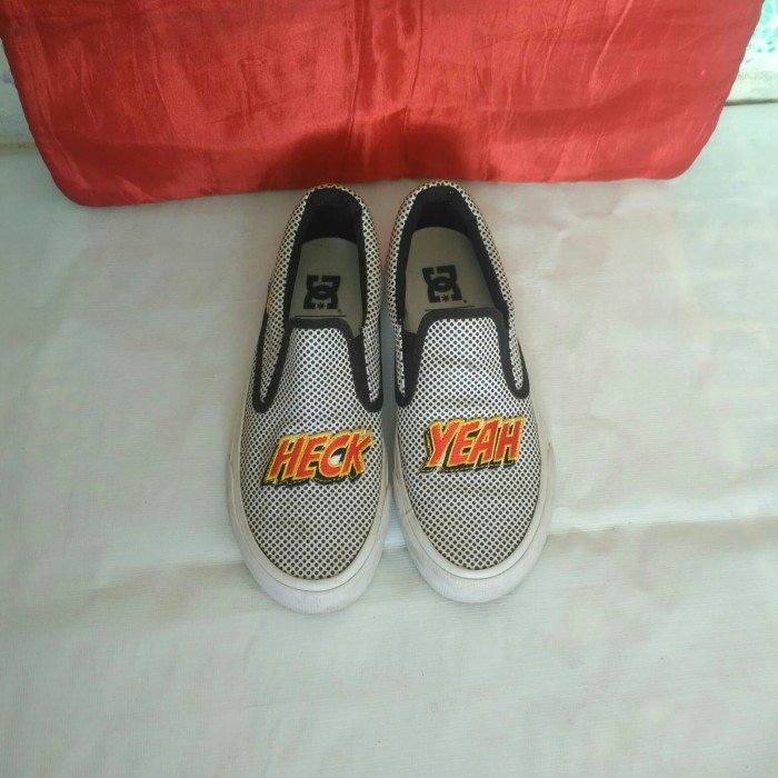 trase slip on