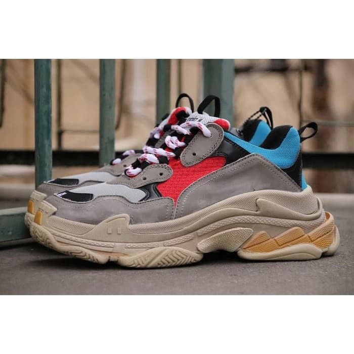 Balenciaga Taille Triple S Rétro Comment rQhtsd