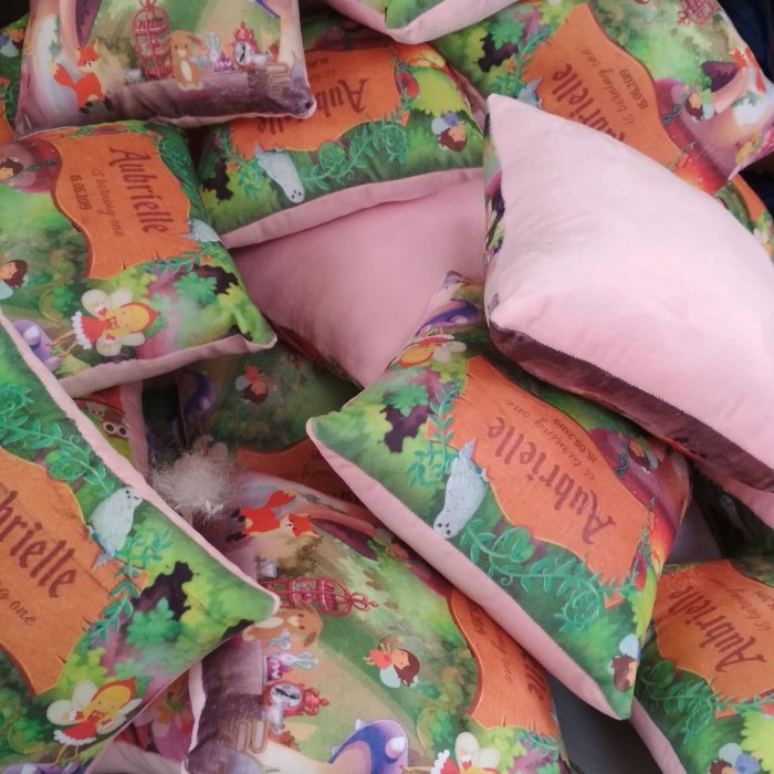 Jual Bantal Souvenir Custom Foto 30x30 Kab Bekasi Verawati V Shop Tokopedia