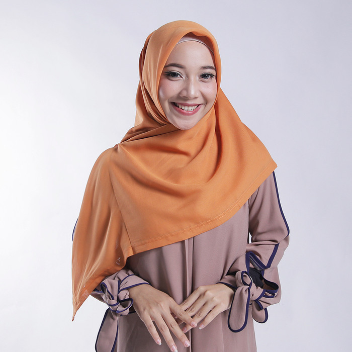 35+ Trend Terbaru Jilbab Zoya Segi Empat Polos Terbaru 2019 - Beast Soom