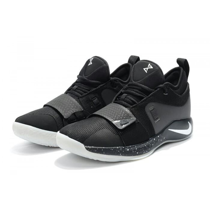 paul george 2.5 white and black