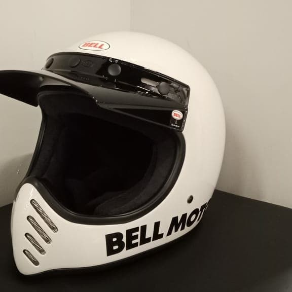 Bell Moto 3 >> Jual Helm Bell Moto 3 Classic White Glossy Dki Jakarta Apparel Hedon Tokopedia Bell Moto 3 >> Jual Helm Bell Moto 3 Classic White Glossy Dki Jakarta Apparel Hedon Tokopedia