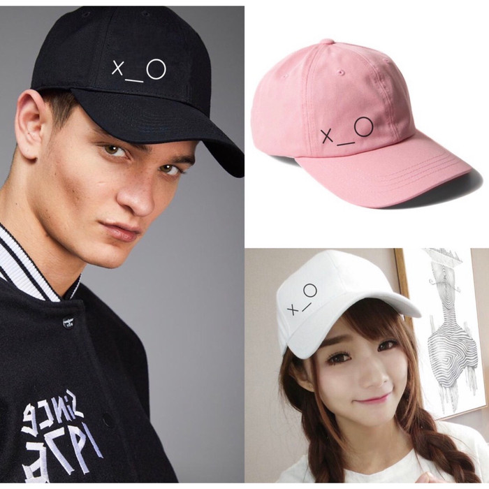 Topi Animasi / 30 Gambar Jalan Kartun Hitam Putih Hot Jalan Hip Hop Topi Hitam Putih Mata Wanita ...