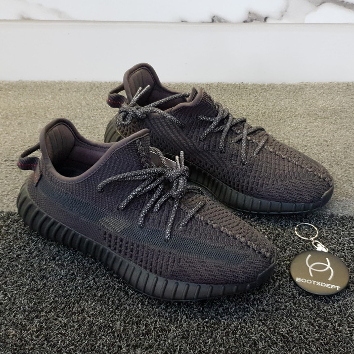yeezy boost static triple black