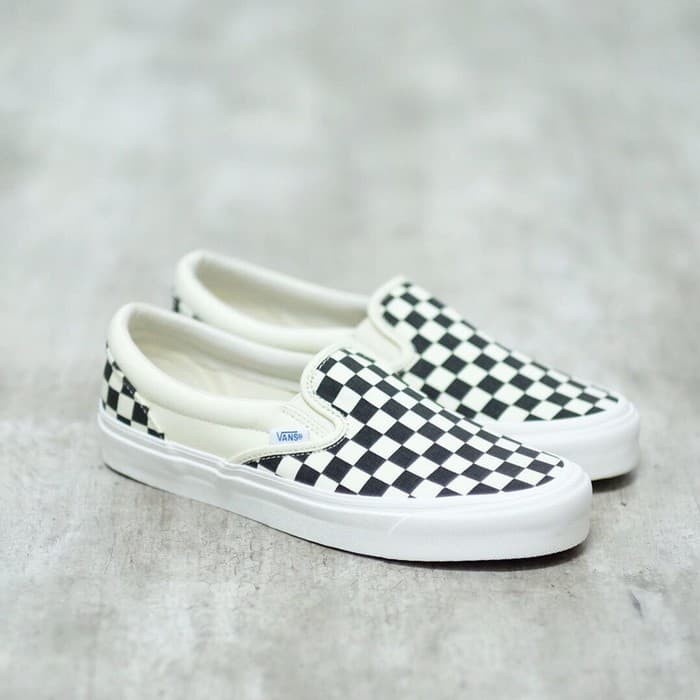 vans vault authentic checkerboard