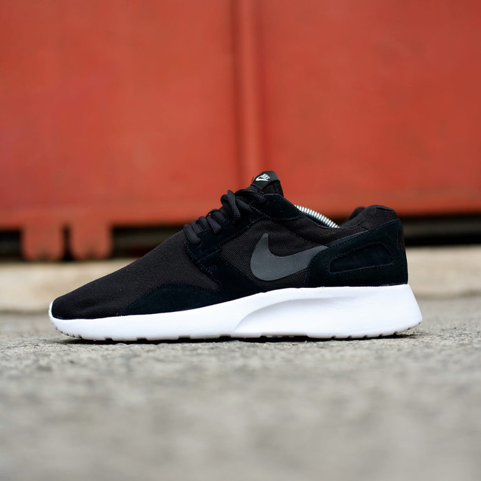 sepatu nike kaishi run