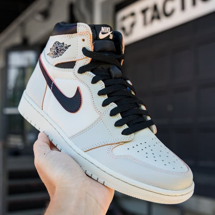 nike sb jordan 1 nyc to paris