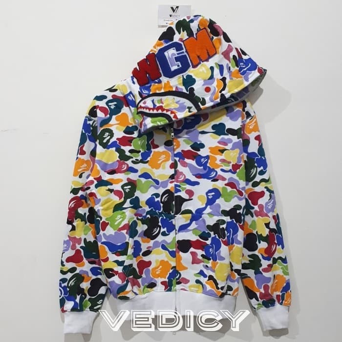 jaket bape camo