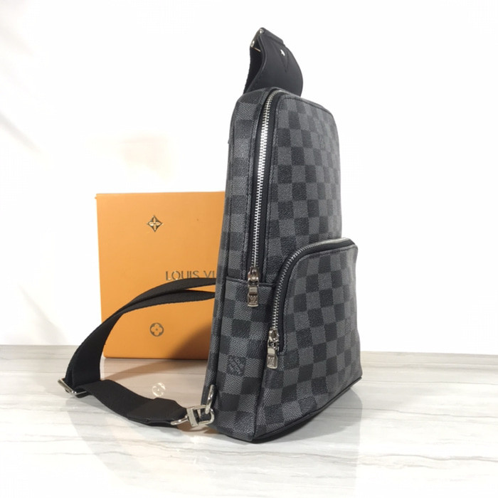 harga sling bag louis vuitton original