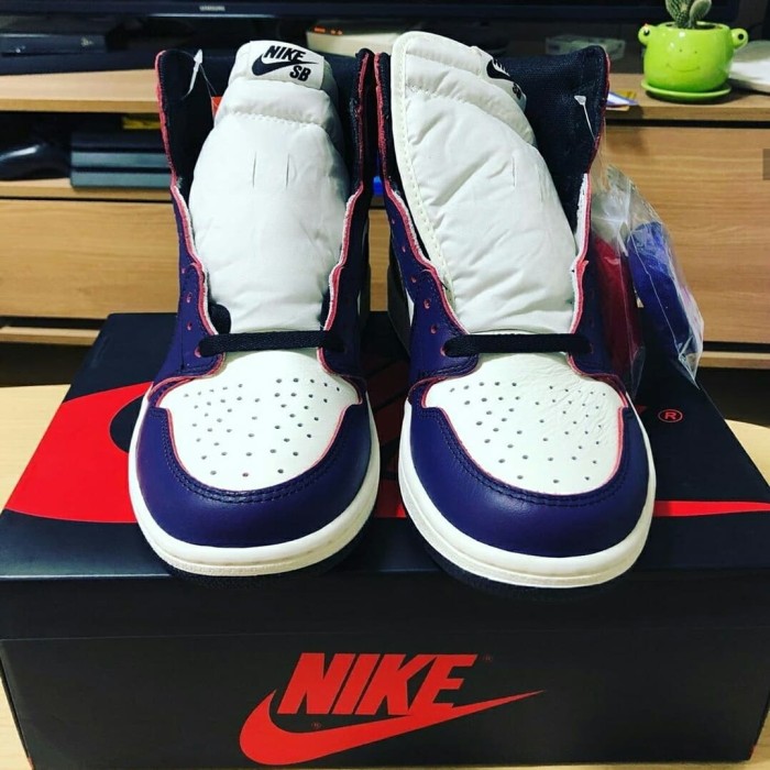 jordan 1 defiant lakers