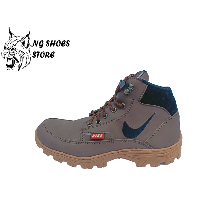 nike safety boots uk