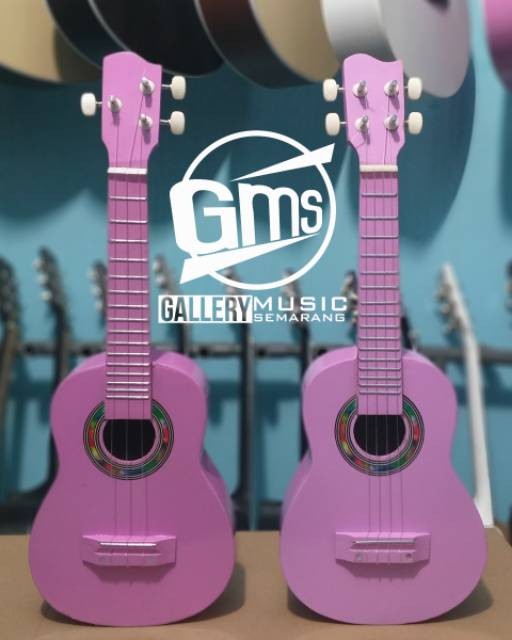 Download 42 Gambar Gitar Ukulele Senar 3 Terbaik Gratis