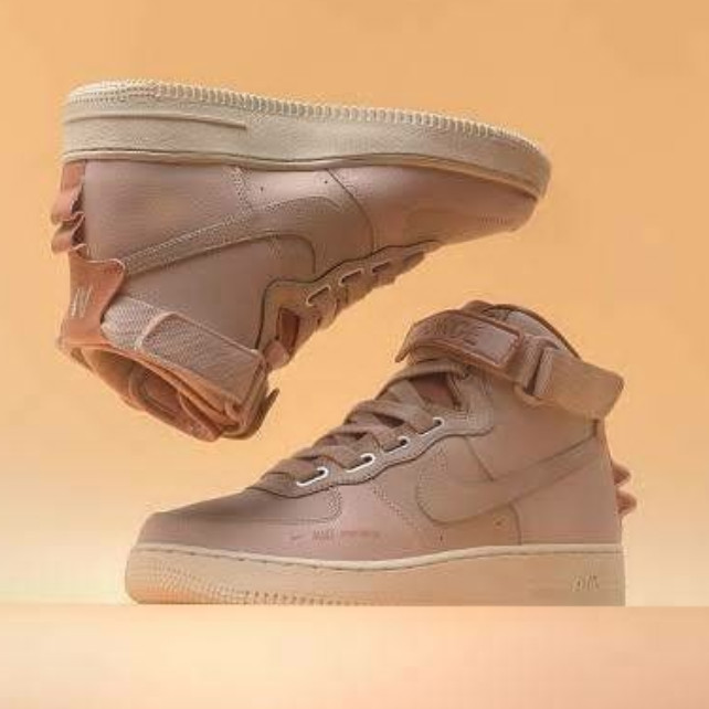 nike air force 1 beige high