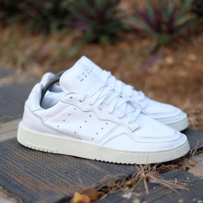 adidas supercourt triple white