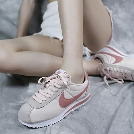 nike cortez peach